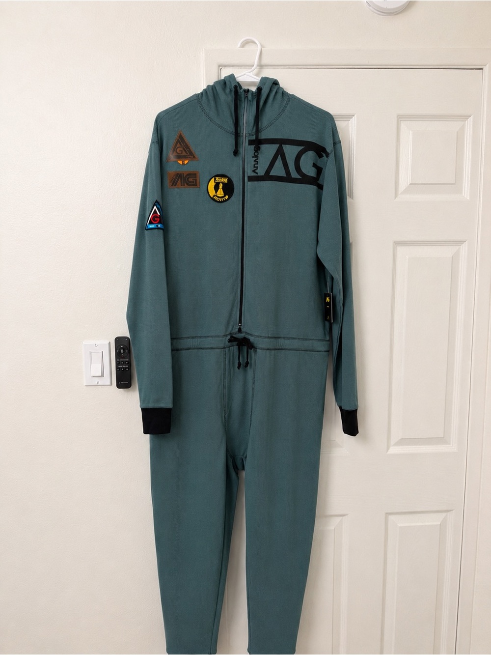 NWT Burton Analog AG One Piece Jumpsuit Men’s L Vintage & Never worn